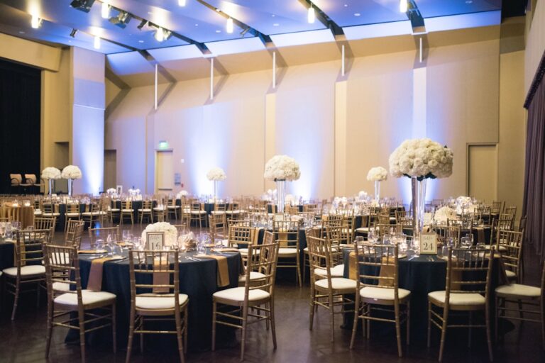 20221220OshmanFamilyJcc03 768x512