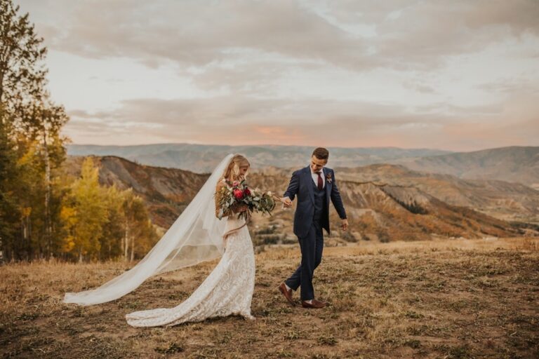 20230111LynnBrittCabin15 768x512