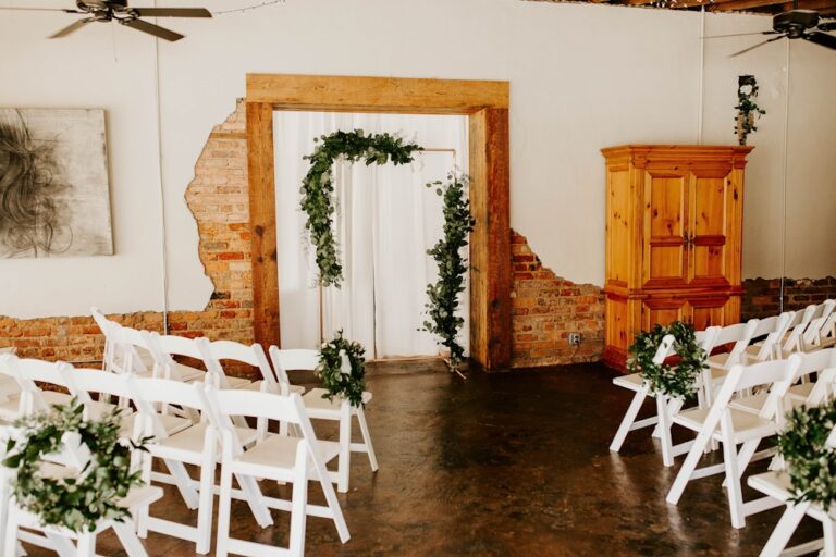 20230125ArtisanTraders08 768x512