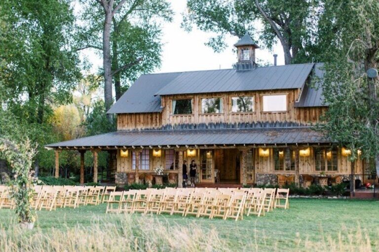 20230320RidgewoodEventCenterGardens29 768x511