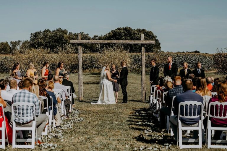 20230530BlodgettWeddingBarn05 768x511