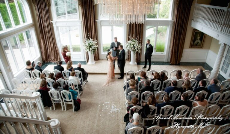 20230816WhiteHouseWeddingChapel04 768x446