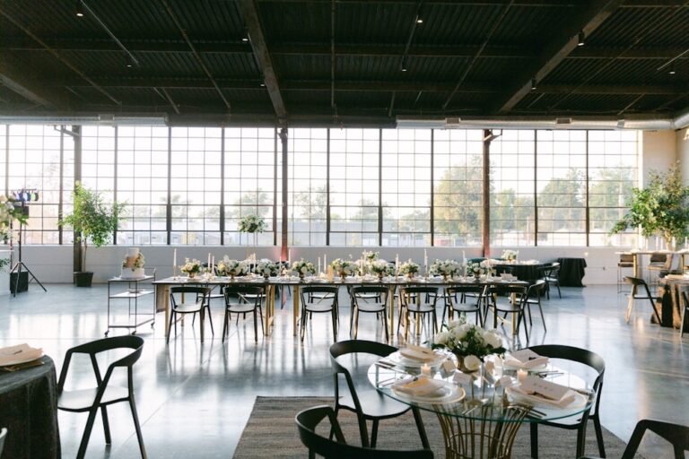 20230921ClerestoryAtGreyline01 768x512