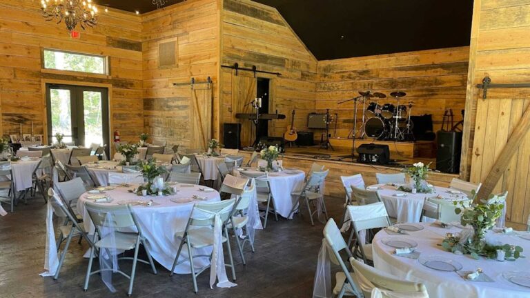 20231023CrestFarmBarn02 768x432