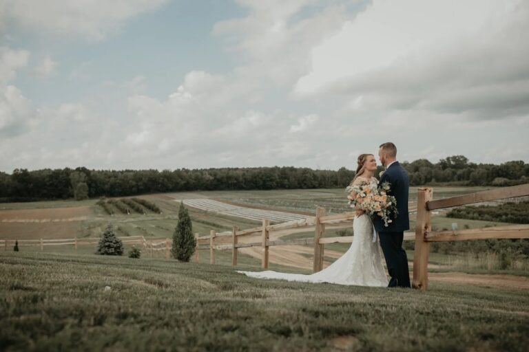 20231125TheBarnAtWalnutDrive09 768x512