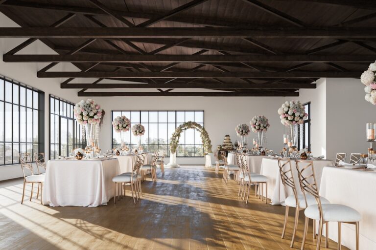 20231127HotelHerringbone01 768x512