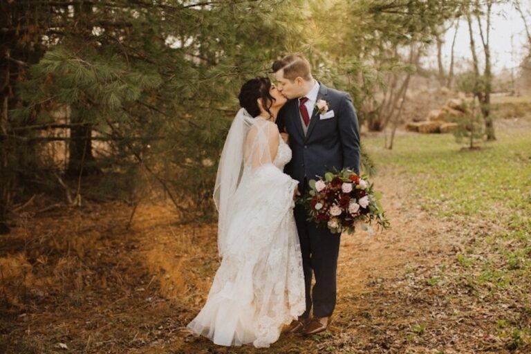 20231128OakwoodWeddingChapel02 768x512