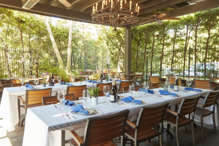 20231129TheRaymond188615 768x512