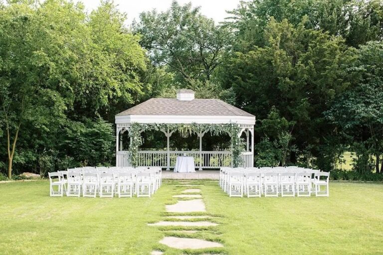 20231208MeditationsWeddings01 768x512