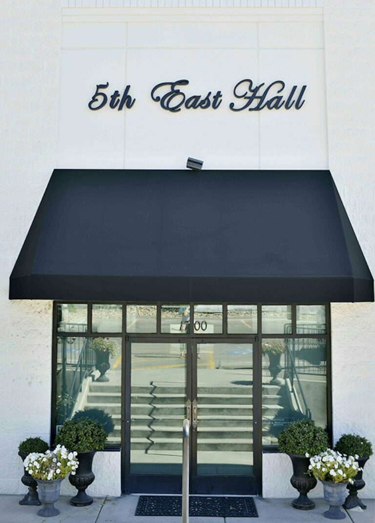 202312125ThEastHall02 768x1070