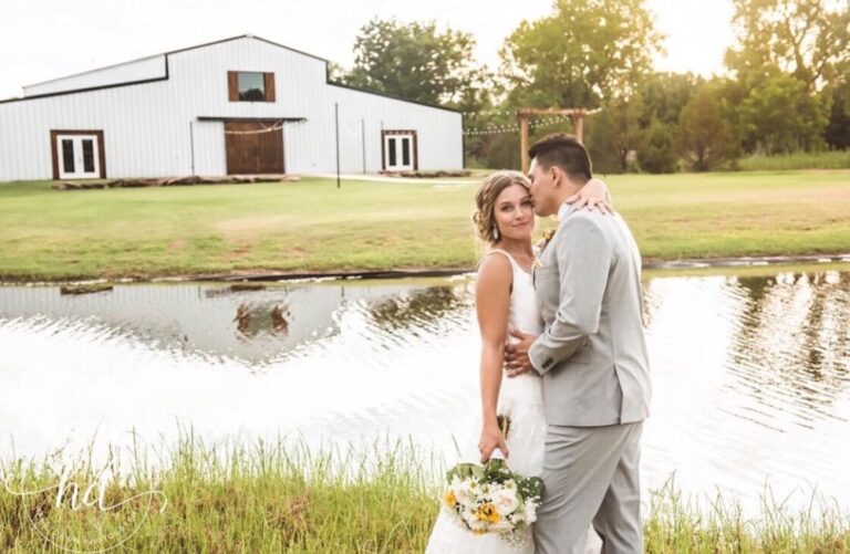 20231218BarnAtBrokenHornRanchThe02 768x501