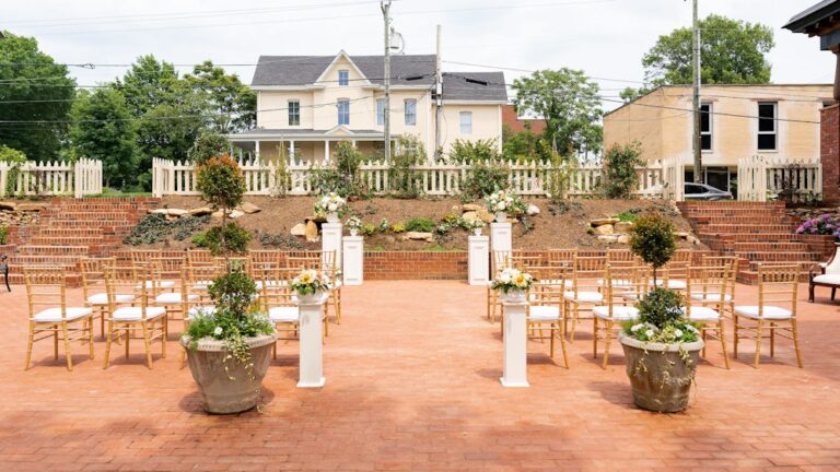 20231218TheSummitStreetInns02 2023 12 18 185313 vzgx 768x432