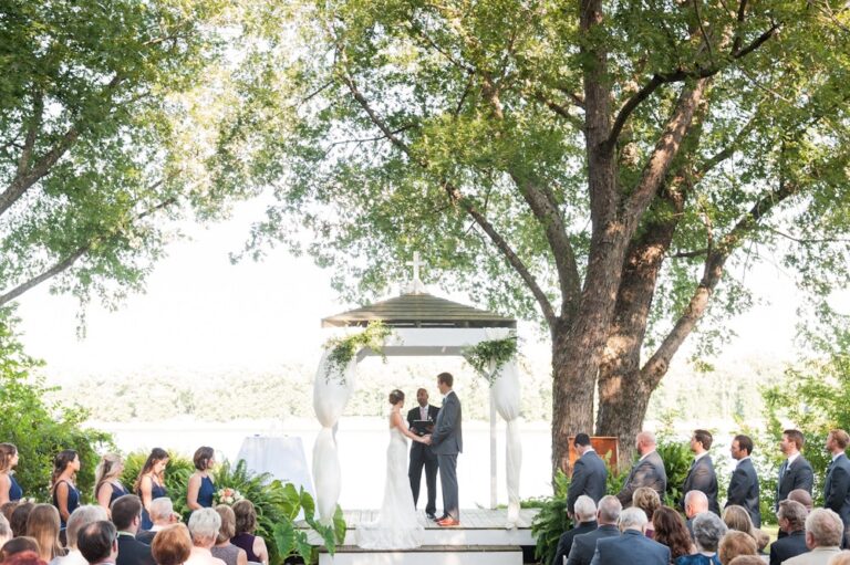 20231219TheInnAtOneonta03 768x511