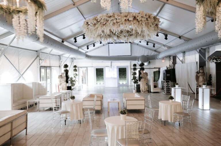 20240118EveUltraLounge04 768x508