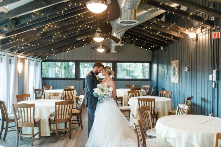 20240222FoxBarnAtTwenty917 768x512