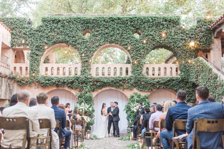 20240329TlaquepaqueArtsAndShoppingVillage02 768x513