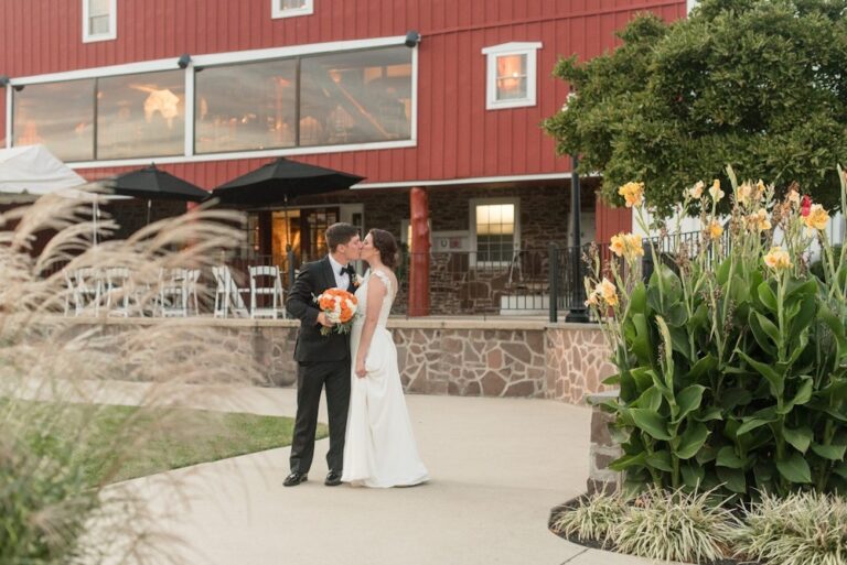 20240404BarnOnBridge01 768x513