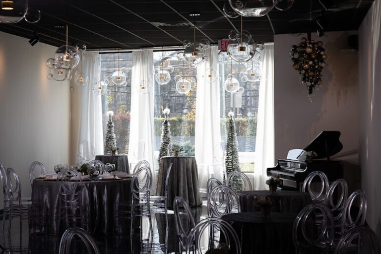 20240408Venue62218 768x512