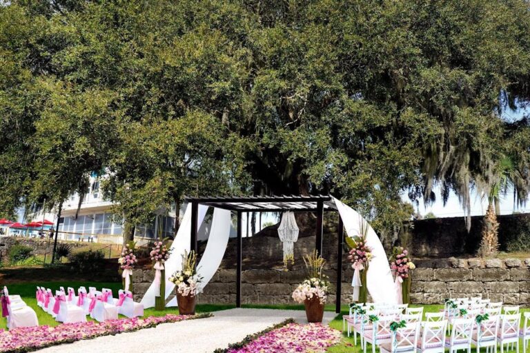 20240423OaksOnTheRiverResort14 768x512