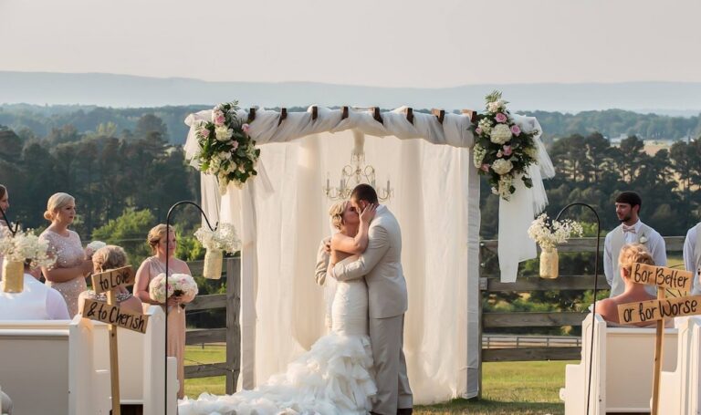 20240727RedBarnWeddingsAndEvents03 768x455