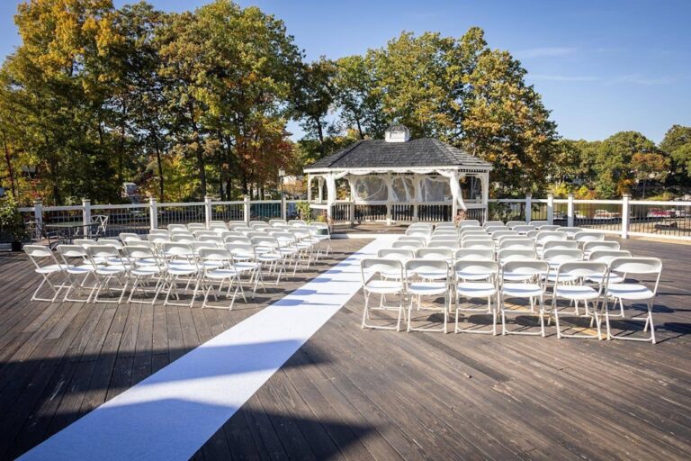 20240904BrassRailMeetingHouse07 768x512