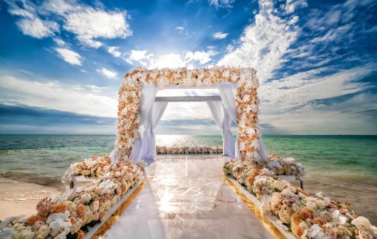 20241017LittlePalmIsland04 768x488