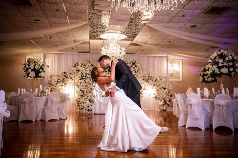 20241022CrystalRoomThe02 768x512