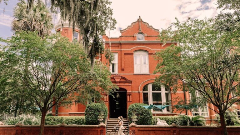 20241106HotelBardoSavannah10 768x432