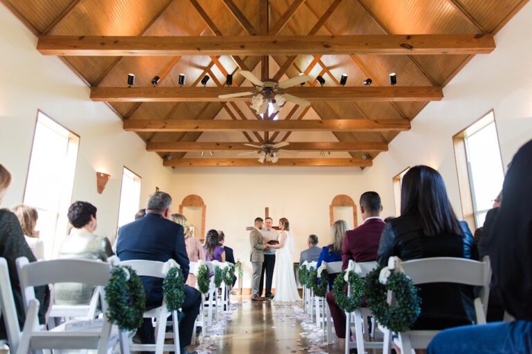 WD20181005 LittleWrenWeddings 15 768x512