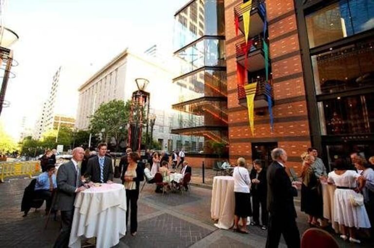 WD201876 Portland5CenterTorTheArts 1 768x510