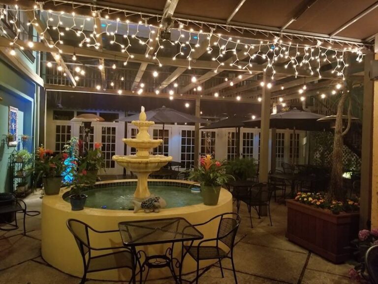 WD2018817 BlueFishRestaurant 4 768x576