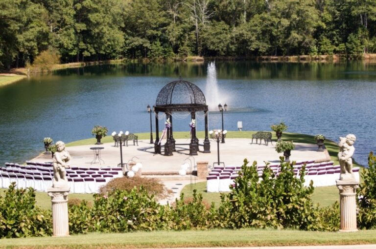 WD2018919 PristineChapelLakeside 10 768x510