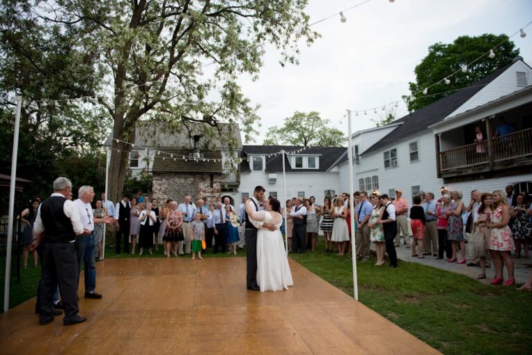 WD20190222 TheDowdsCountryInn 01 768x513