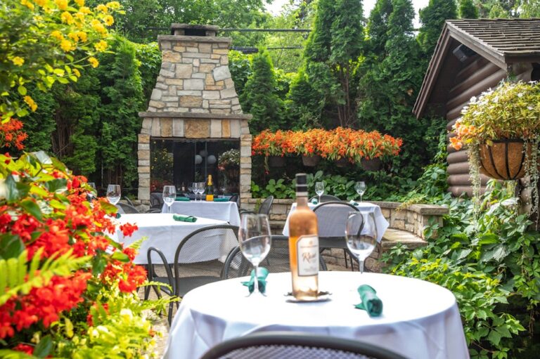 WD20191024 JaxCafe 01 768x511