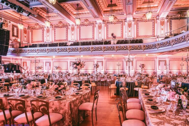 WD20200416TheRegencyCenter01 768x513