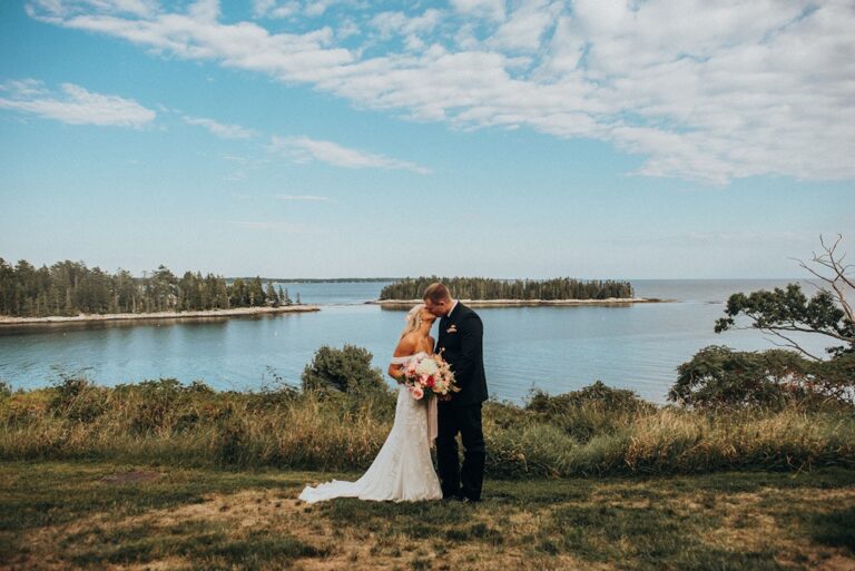 WD20210119GreyHavensInn07 768x513