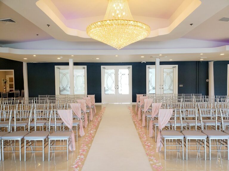 WD20210125SterlingsOnTheWater05 768x576