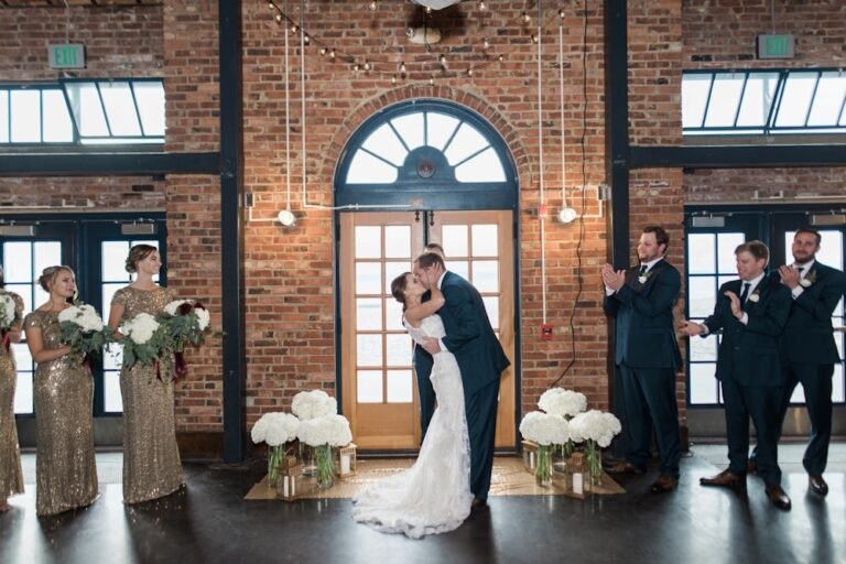 WD20210427GoldenGardensBathhouse15 2021 04 27 182647 768x512