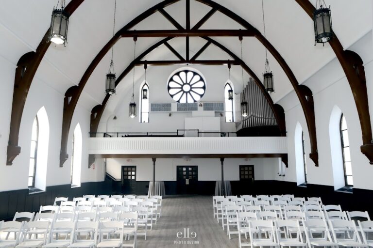 WD20210624MidwayArches02 768x512