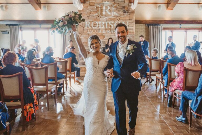 WD20210803IroquoisClubThe01 768x513