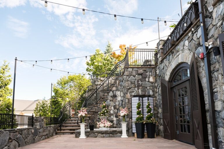 WD20210825ChapelGrille2 768x512