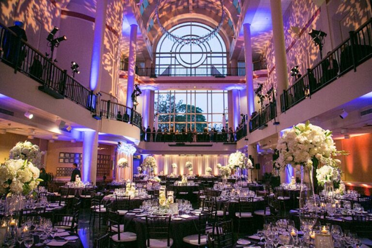 WD20211214TsakopoulosLibraryGalleria02 768x512