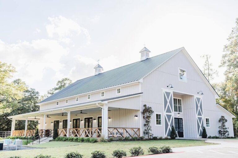 WD20220321AddisonWoodsWeddingAndEventVenue05 768x511