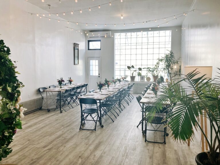 WD20220322BatHaus25 768x576