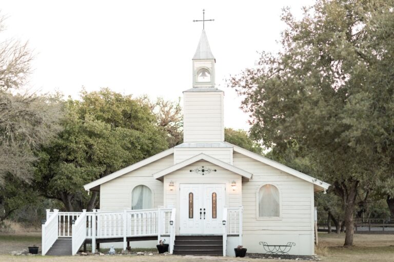 WD20220419RusticPearlWeddingsAndEvents06 768x512