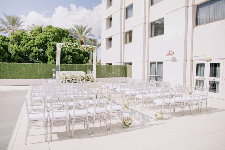 WD20220524TheCambyAutographCollection13 768x512