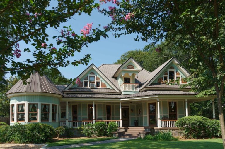 WD20220802McconnellHouseAndRockBarn04 768x511