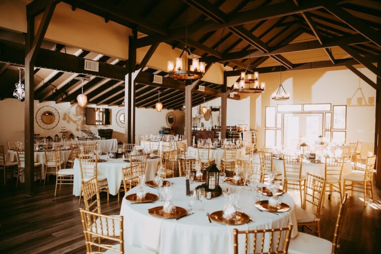 WD20220906 MauriceCarrieWinery 17 768x512