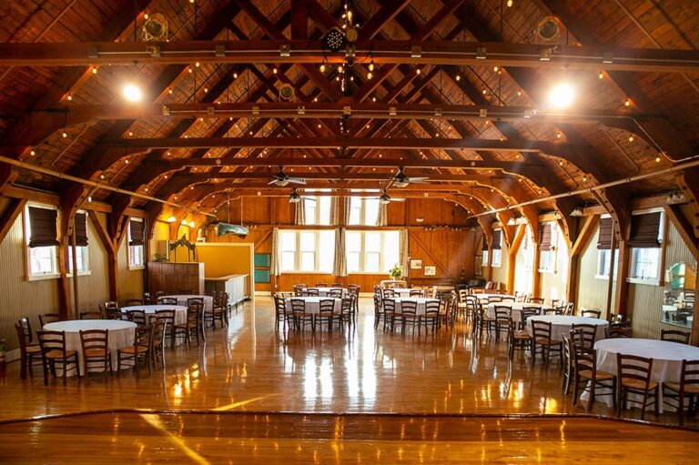 WD20220913BroadBrookOperaHouse03 768x511