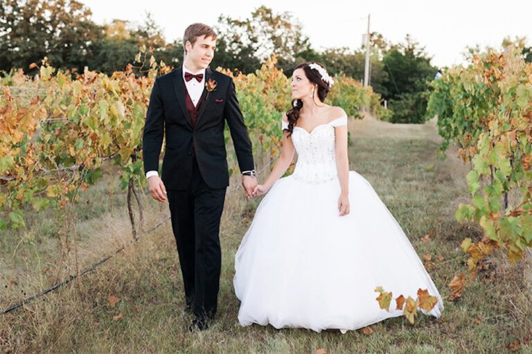 WD20221109WhisperingPinesInnThe01 768x511